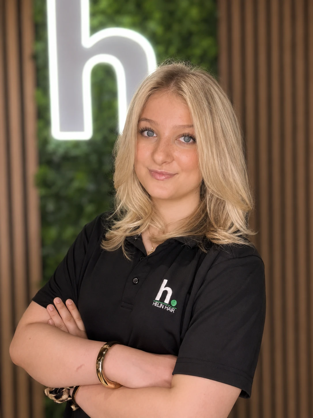 Melina, Junior stylist hos HELIN Hair Værløse
